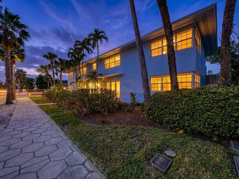 1800 PASS-A-GRILLE WAY #2 St Pete Beach, FL 33706