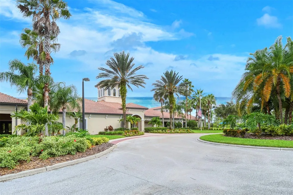 2633 DAISY DRIVE North Port, FL 34289