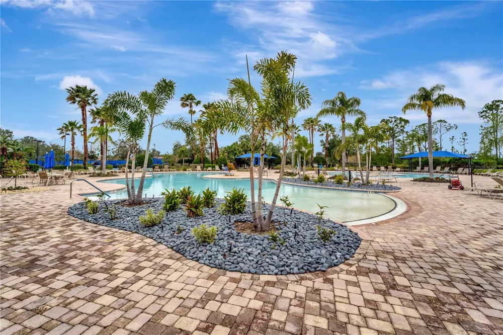 2633 DAISY DRIVE North Port, FL 34289