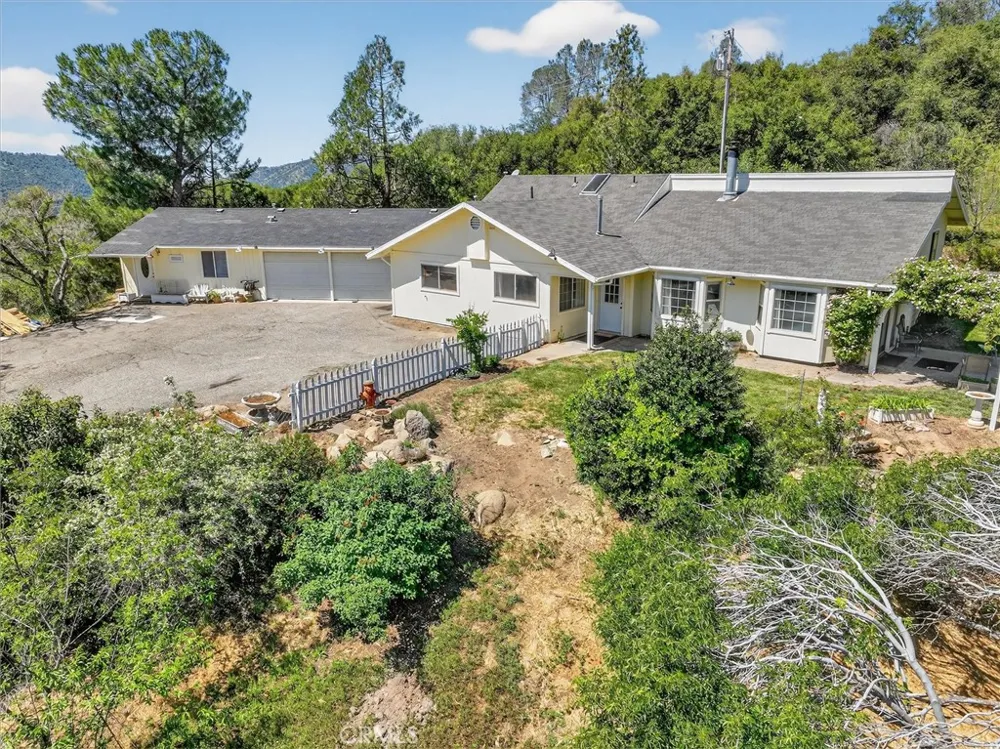 46535 Eastwood S Oakhurst, CA 93644