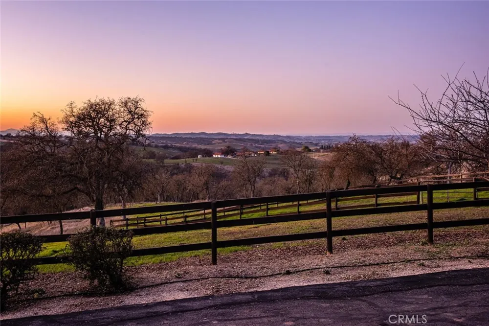 6275 Twin Canyon Creston, CA 93432