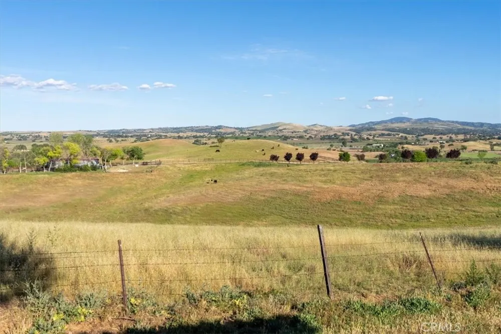 6275 Twin Canyon Creston, CA 93432