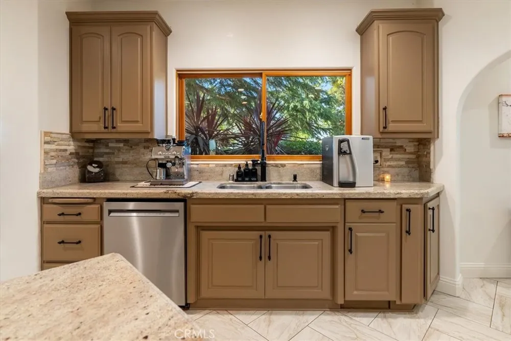6275 Twin Canyon Creston, CA 93432