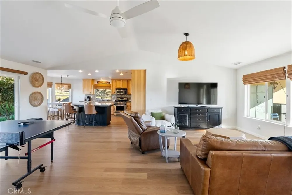 6275 Twin Canyon Creston, CA 93432