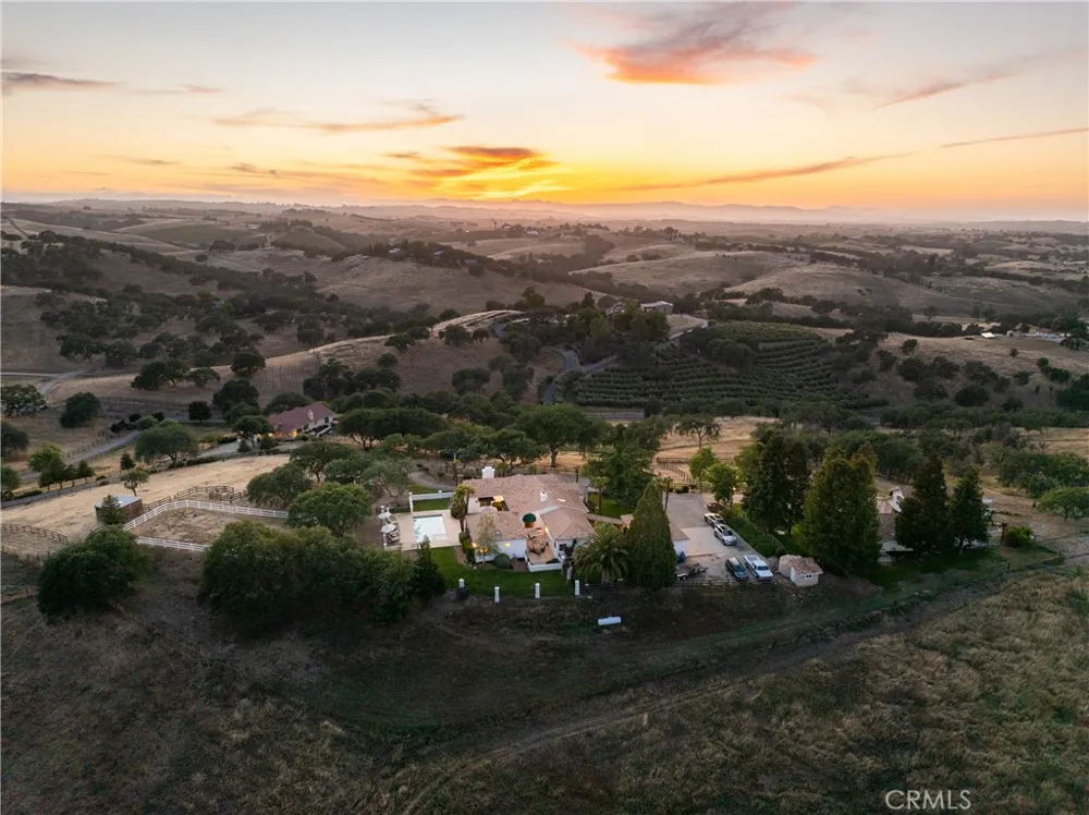 6275 Twin Canyon Creston, CA 93432