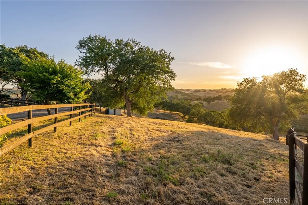 6275 Twin Canyon Creston, CA 93432