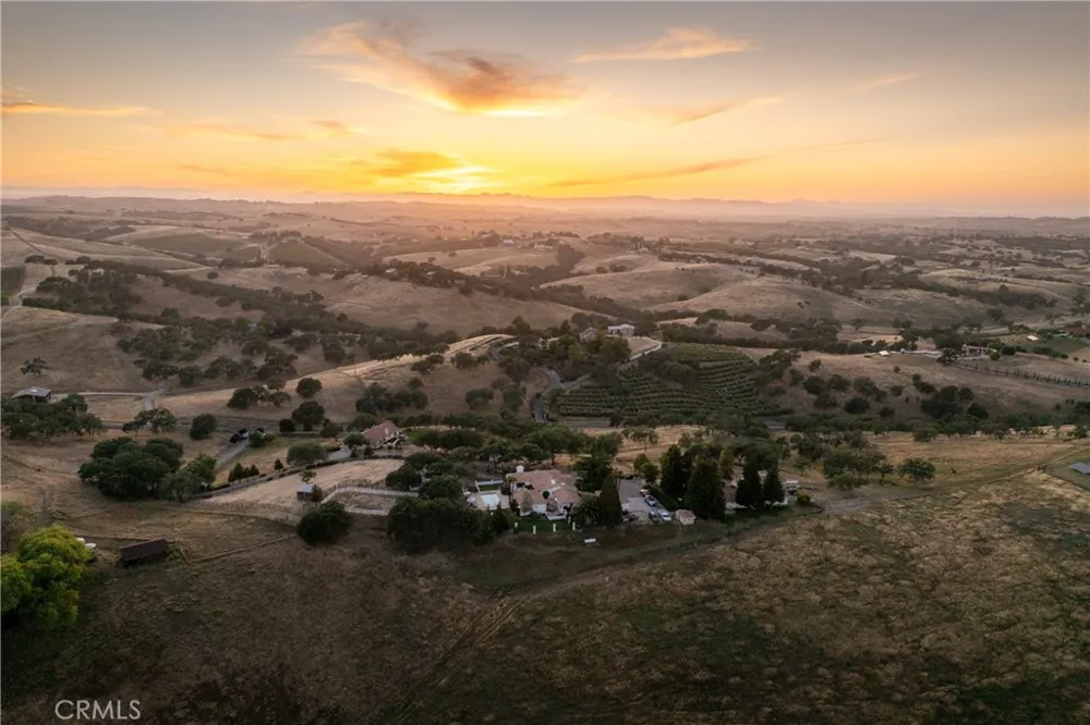 6275 Twin Canyon Creston, CA 93432