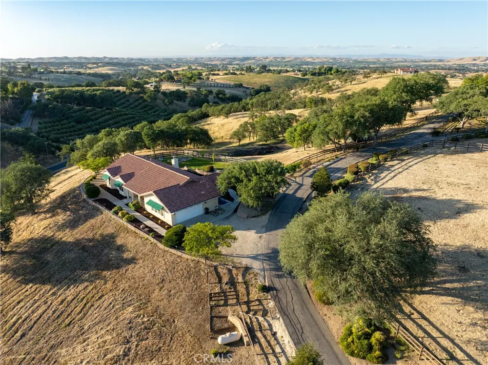 6275 Twin Canyon Creston, CA 93432