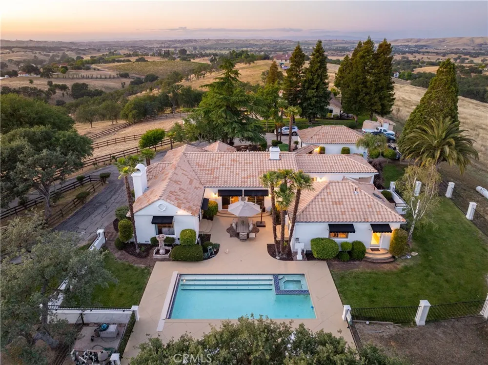 6275 Twin Canyon Creston, CA 93432