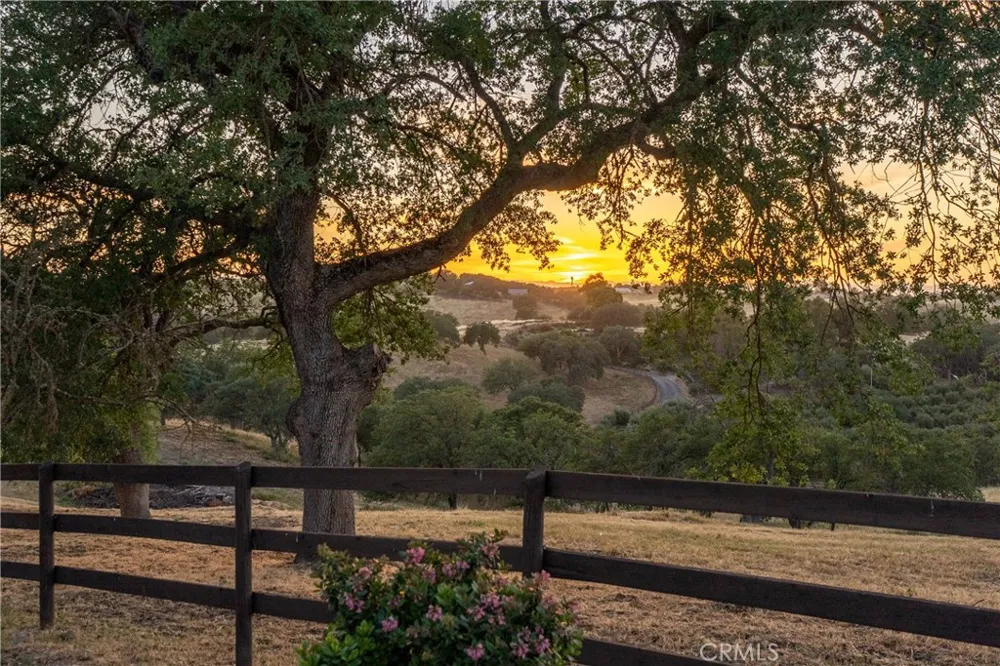 6275 Twin Canyon Creston, CA 93432