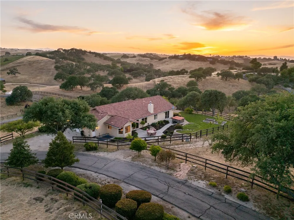 6275 Twin Canyon Creston, CA 93432