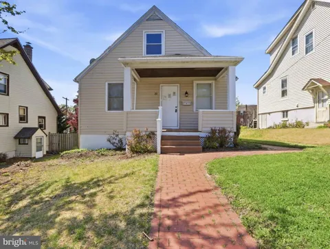 19 W ELM AVENUE