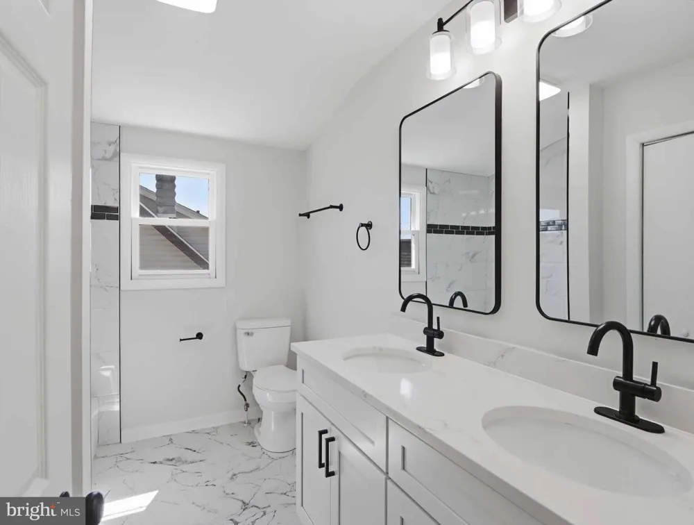 19 W ELM AVENUE Baltimore, MD 21206