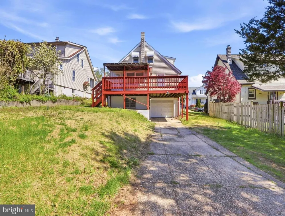 19 W ELM AVENUE Baltimore, MD 21206