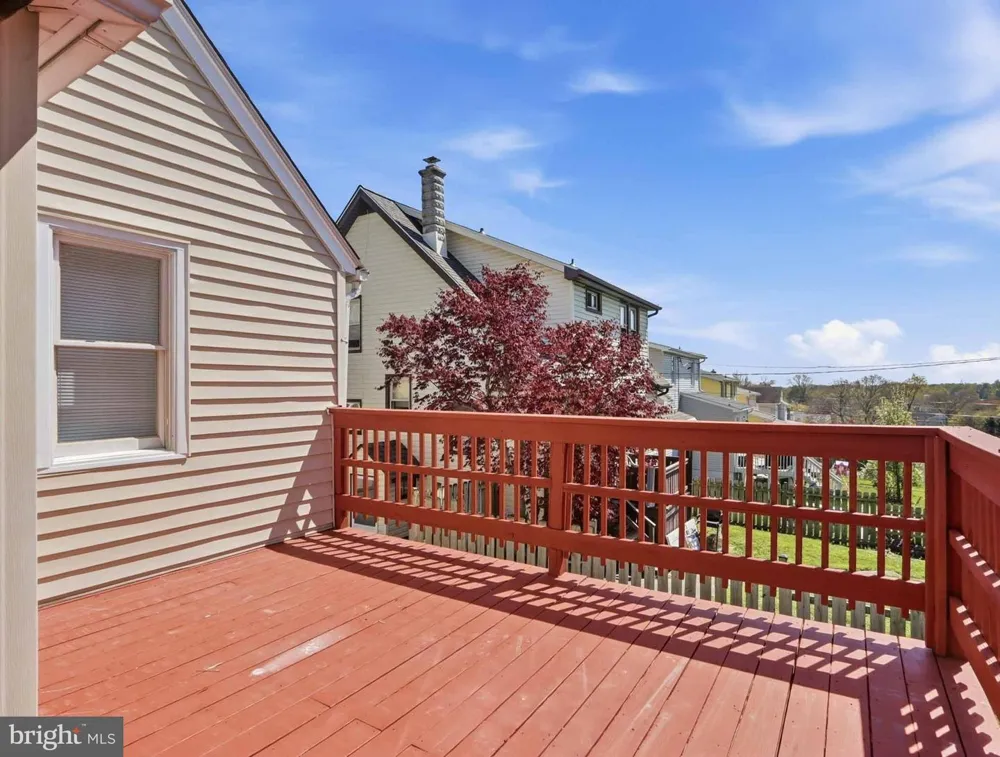 19 W ELM AVENUE Baltimore, MD 21206
