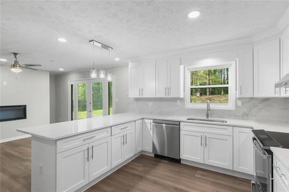 4645 Dunwoody Club Drive Dunwoody, GA 30350