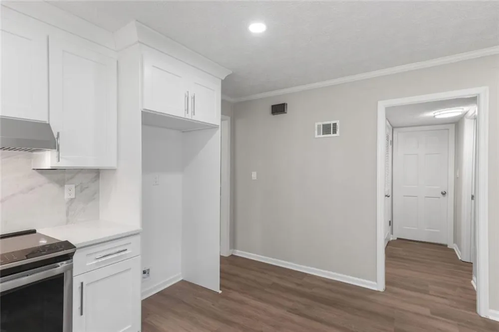 4645 Dunwoody Club Drive Dunwoody, GA 30350