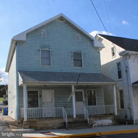 32 CHURCH STREET