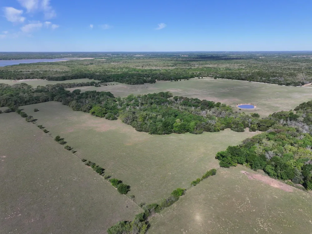 Lcr 800 Groesbeck, TX 76642