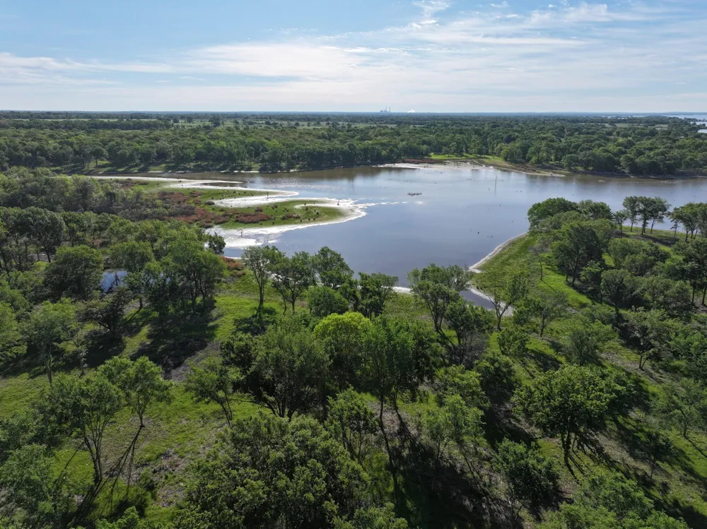 Lcr 800 Groesbeck, TX 76642