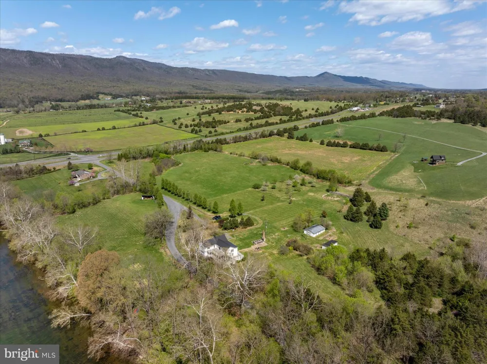 315 GANDERS DRIVE Luray, VA 22835