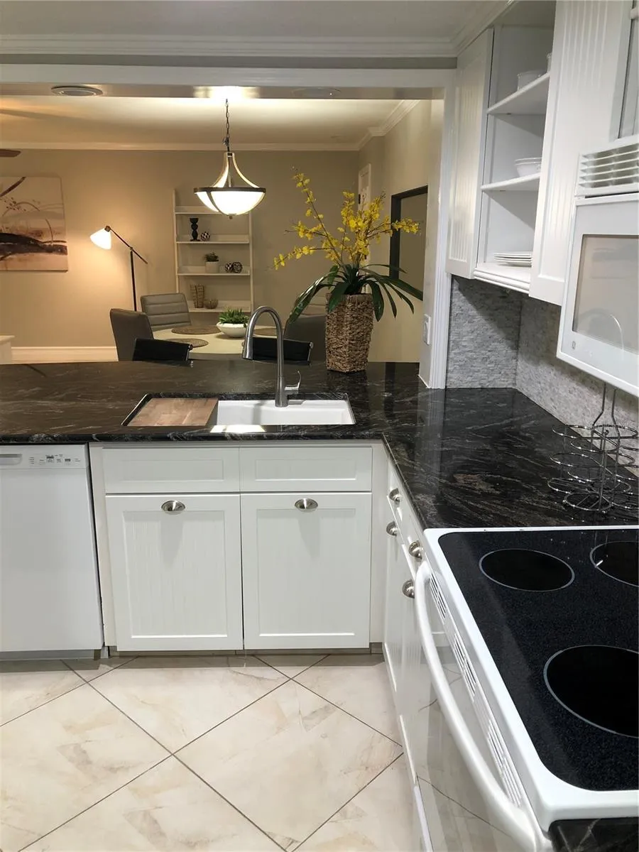 36750 US HIGHWAY 19 #19-115 Palm Harbor, FL 34684