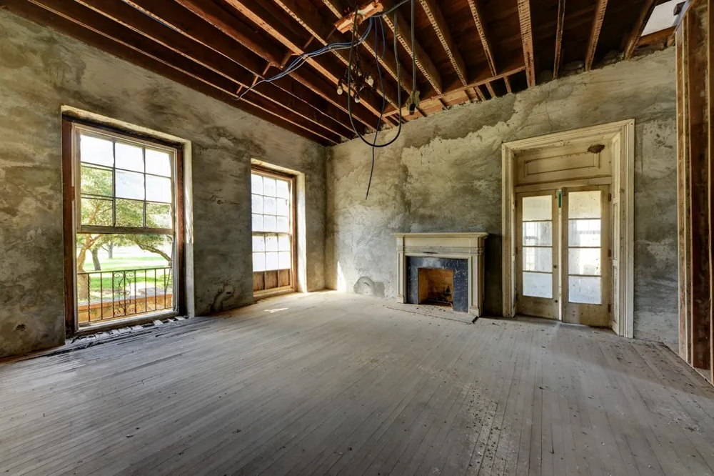 6887 Von Ormy Road Von Ormy, TX 78073
