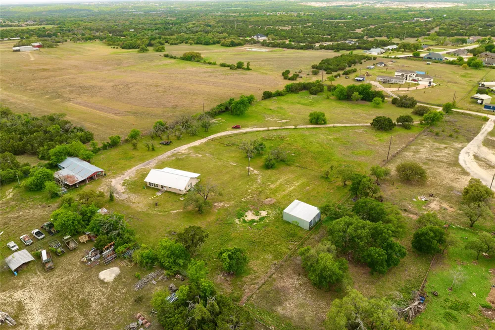 1301 Live Oak Trail Liberty Hill, TX 78642
