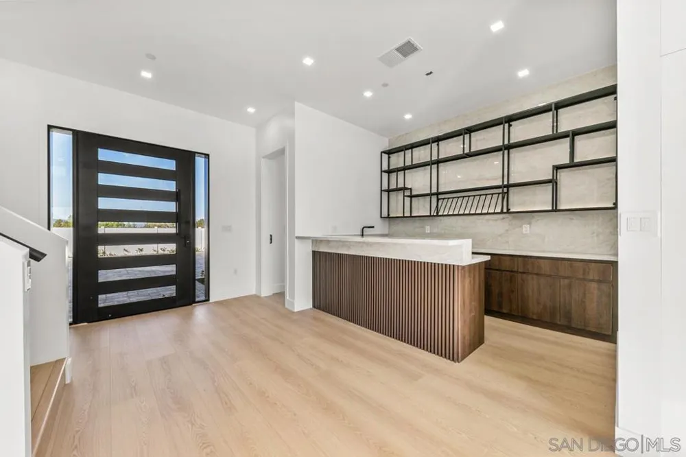 41955 Altanos Road Temecula, CA 92592