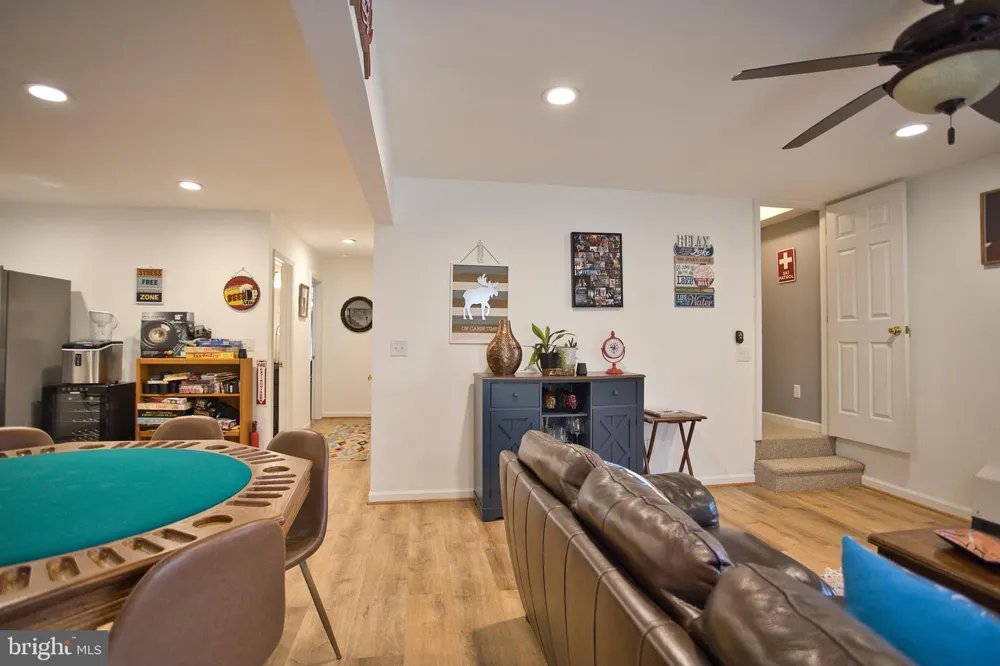 208 SMILEY FACE LANE Mc Henry, MD 21541