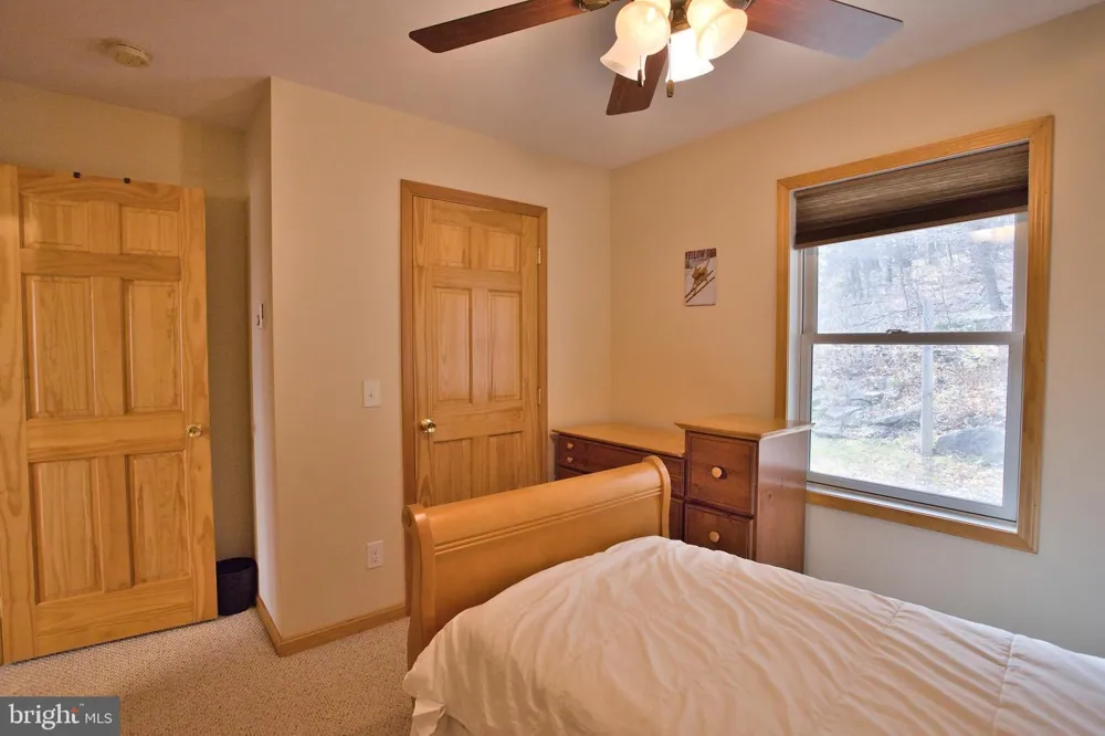 208 SMILEY FACE LANE Mc Henry, MD 21541