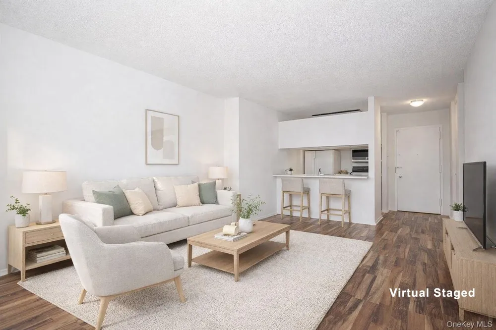 6254 97th Place #11L Rego Park, NY 11374