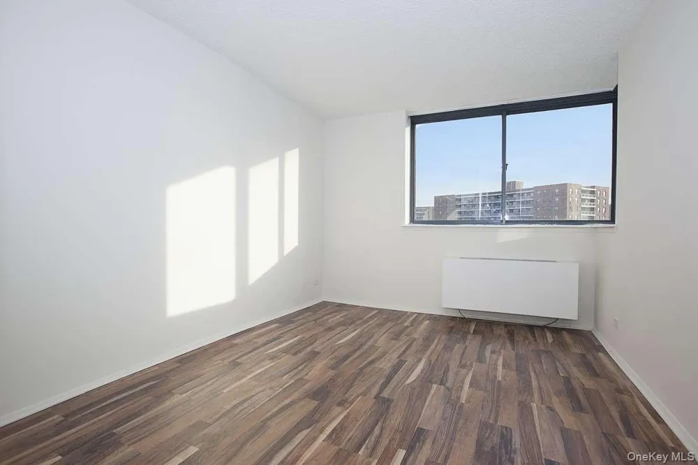6254 97th Place #11L Rego Park, NY 11374