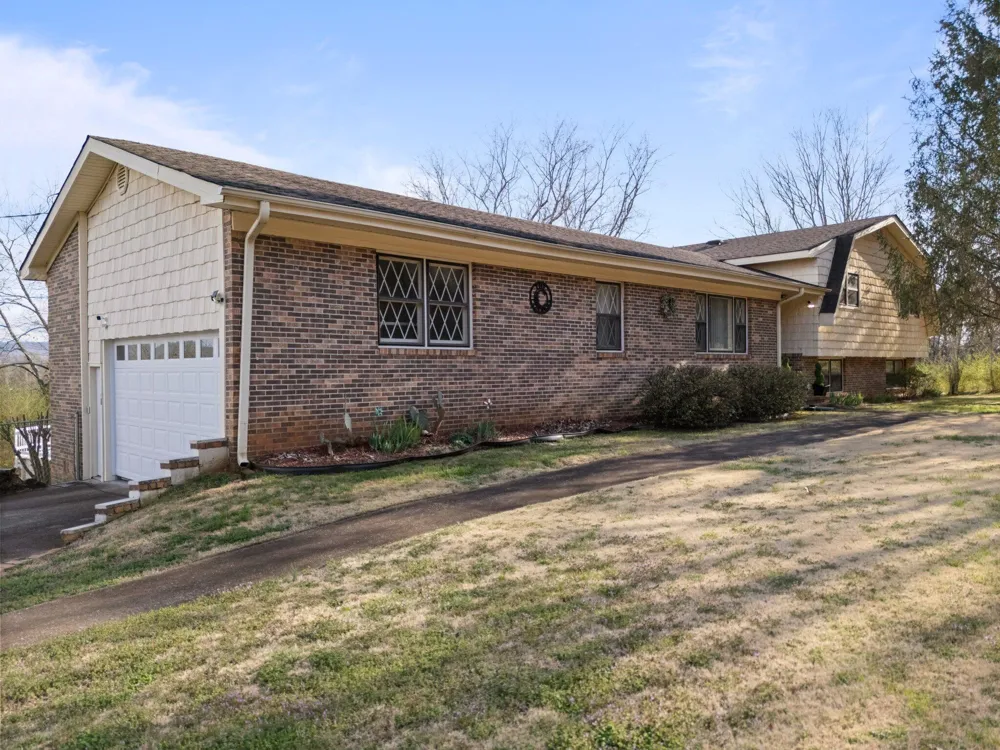 1166 County Road 36 Hollywood, AL 35752