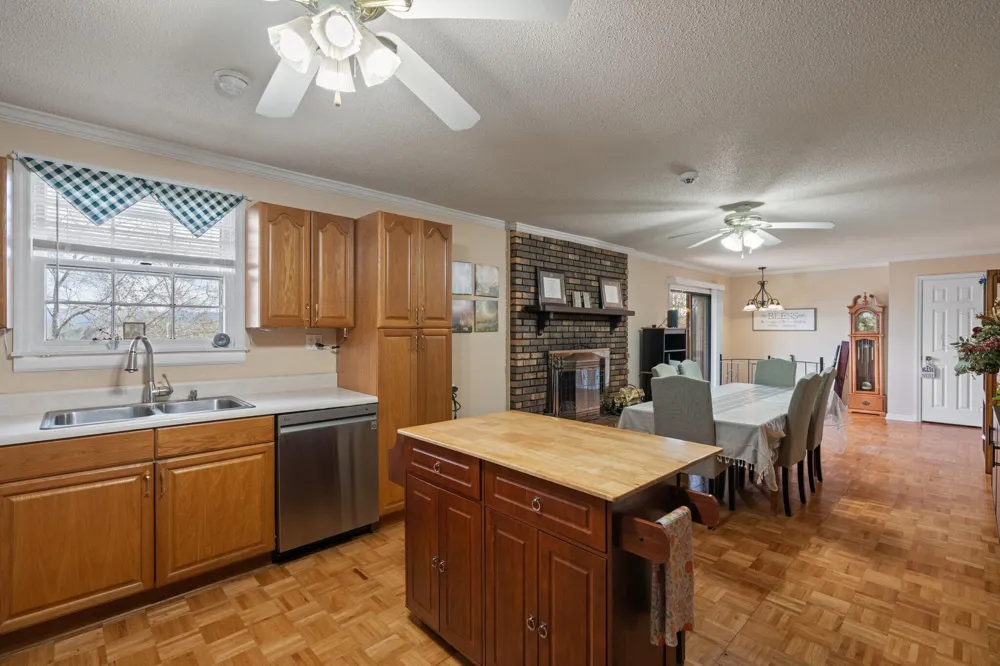 1166 County Road 36 Hollywood, AL 35752