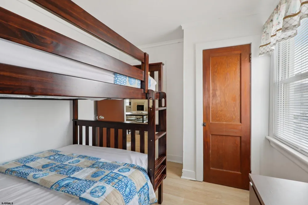 148 E Burk Ave Ave Wildwood, NJ 08260