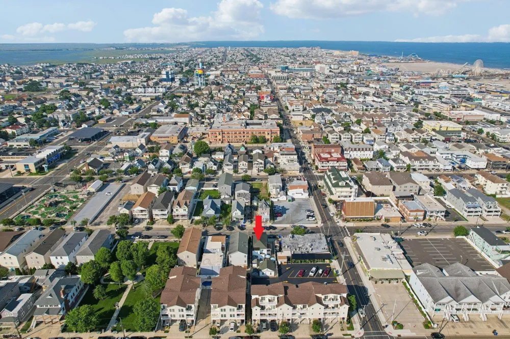 148 E Burk Ave Ave Wildwood, NJ 08260