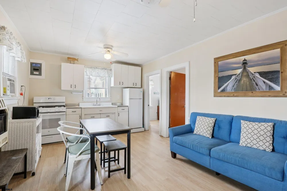 148 E Burk Ave Ave Wildwood, NJ 08260