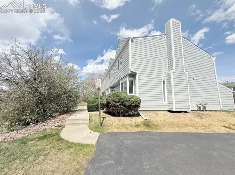7612 Lexington Manor Drive