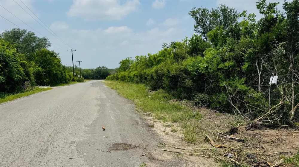 23 Fm 888 Beeville, TX 78102