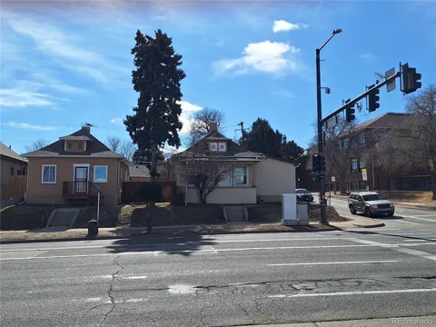 1598 W Alameda Avenue
