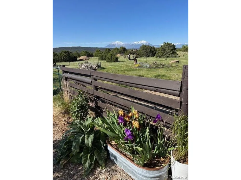 619 Black Diamond Drive Walsenburg, CO 81089