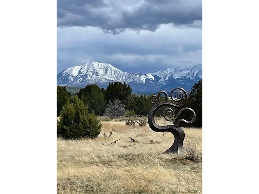 619 Black Diamond Drive Walsenburg, CO 81089