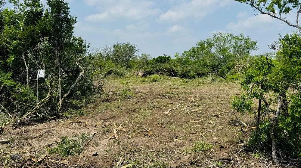 3 Fm 888 Beeville, TX 78102