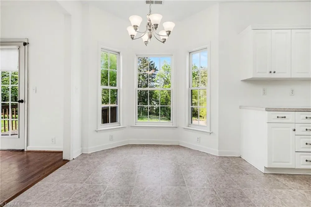 100 Kirkleigh Court King, NC 27021