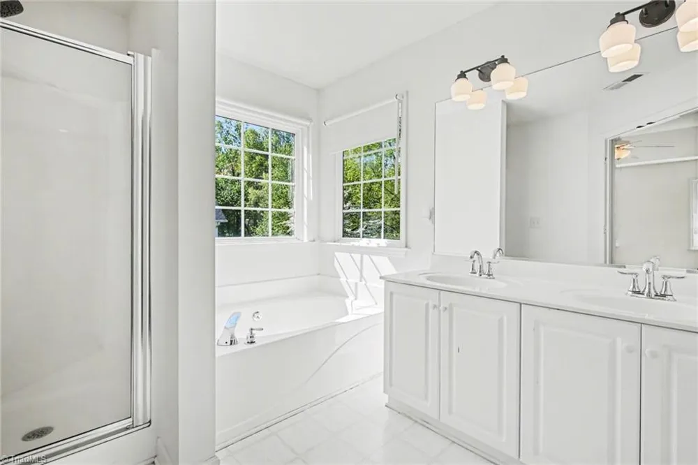 100 Kirkleigh Court King, NC 27021