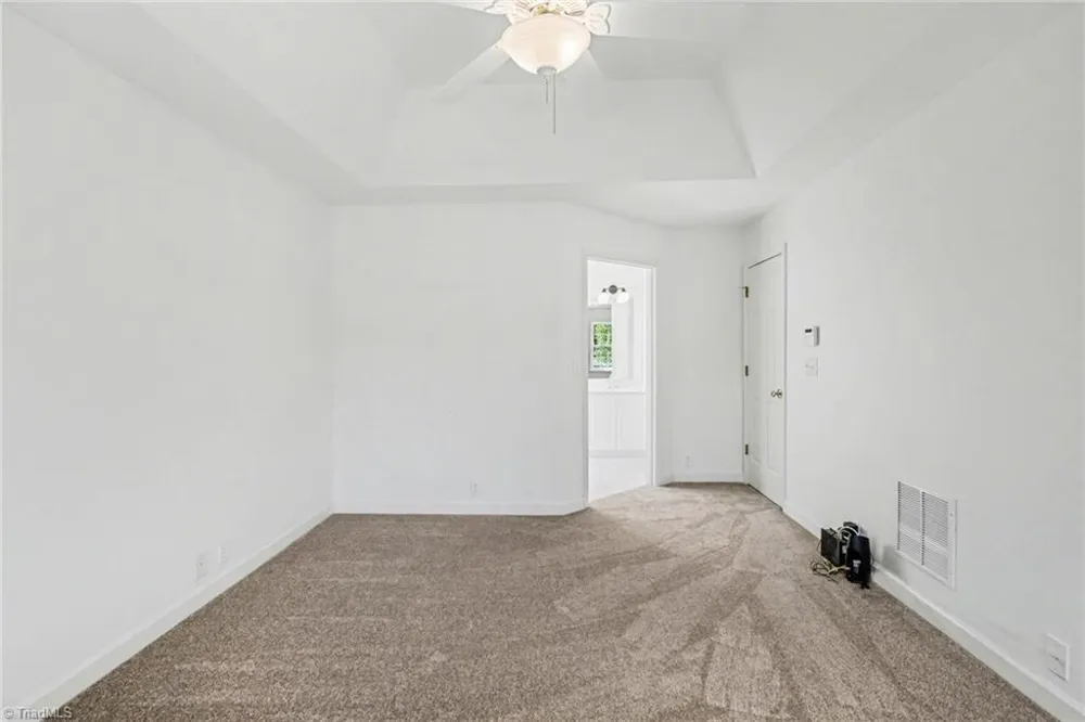 100 Kirkleigh Court King, NC 27021