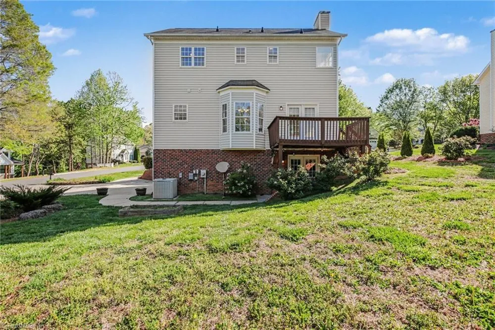 100 Kirkleigh Court King, NC 27021