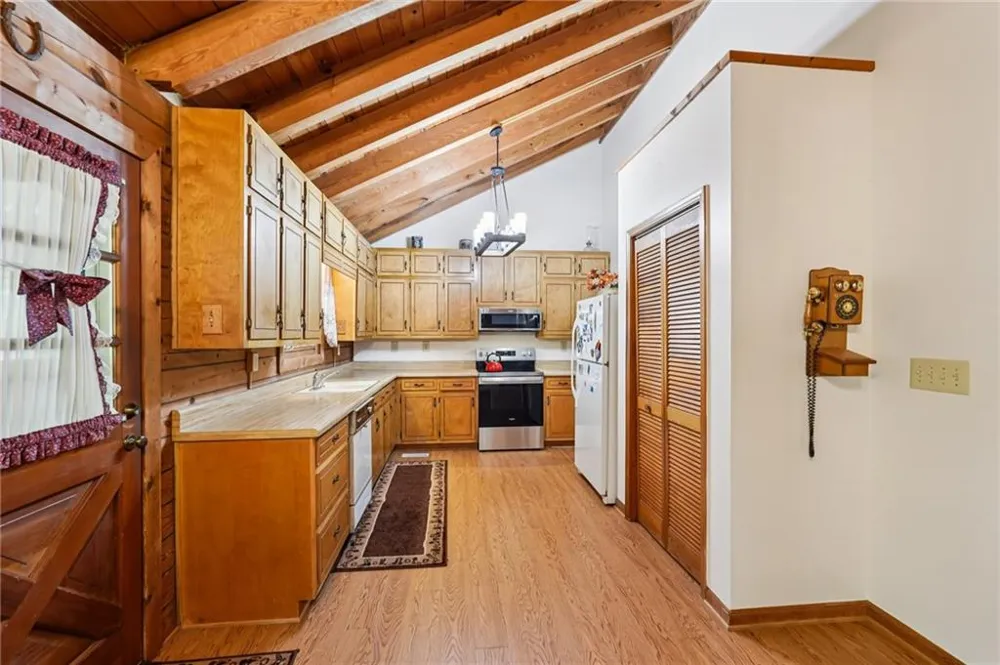 9120 Wilkerson Mill Road Chattahoochee Hills, GA 30268