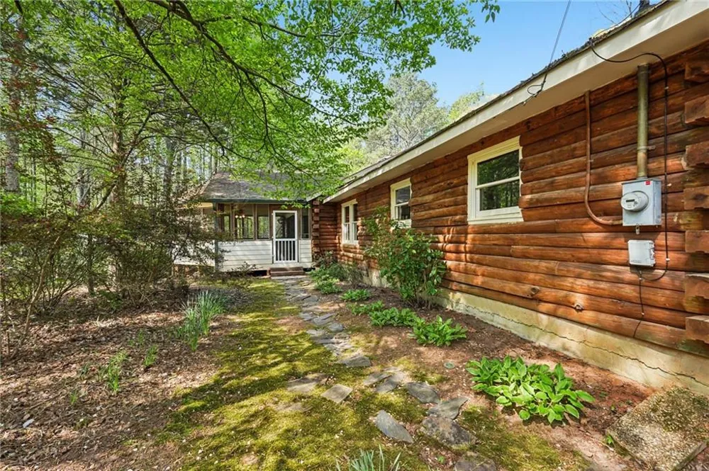 9120 Wilkerson Mill Road Chattahoochee Hills, GA 30268